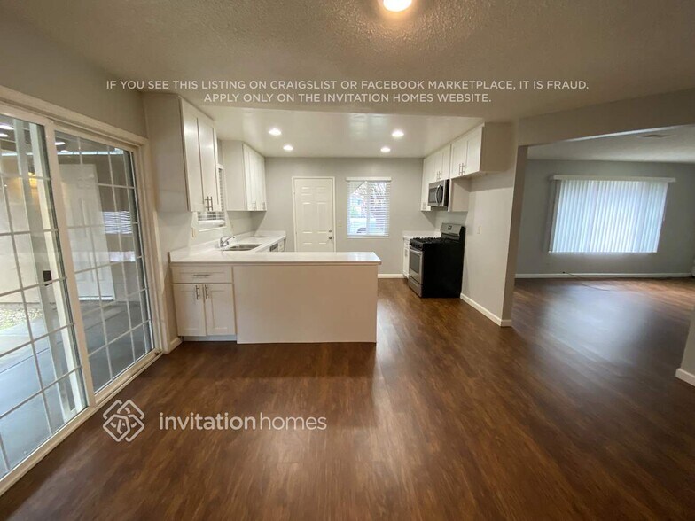 Building Photo - 616 Frieda Dr