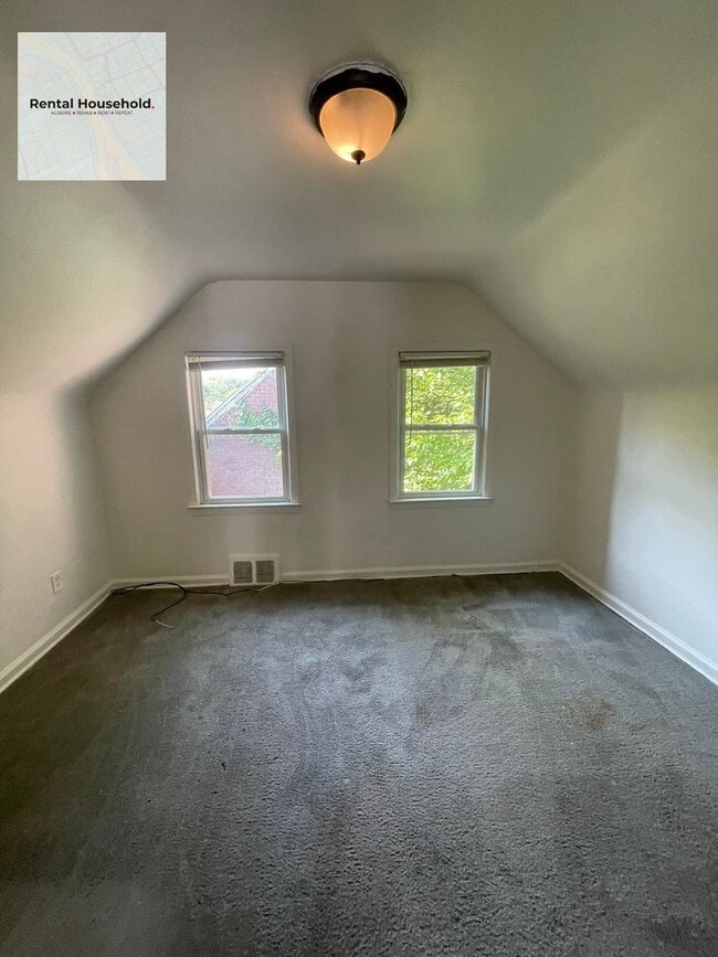 Building Photo - Lovely 3-Bedroom 1 Bath Bungalow-Full Basement & Fenced Yard- $1200/month