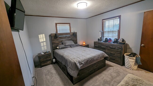 Building Photo - 4640 Conebury Ln