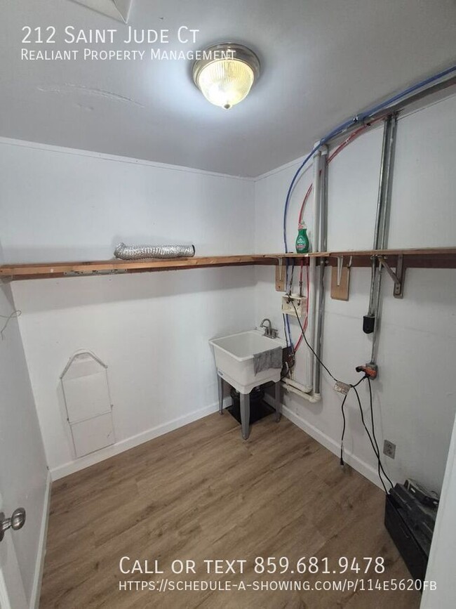 Building Photo - 212 St Jude Cir