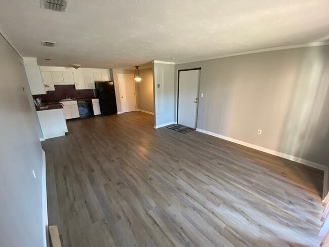 Building Photo - 362 Neponset St