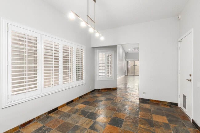 Building Photo - 11188 N 110th Pl