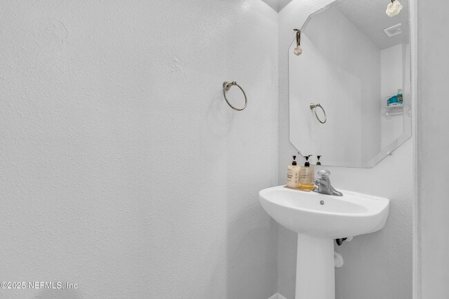Building Photo - 415 Cabernet Pl