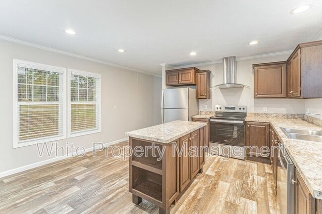 Building Photo - 1335 Oak Breeze Dr