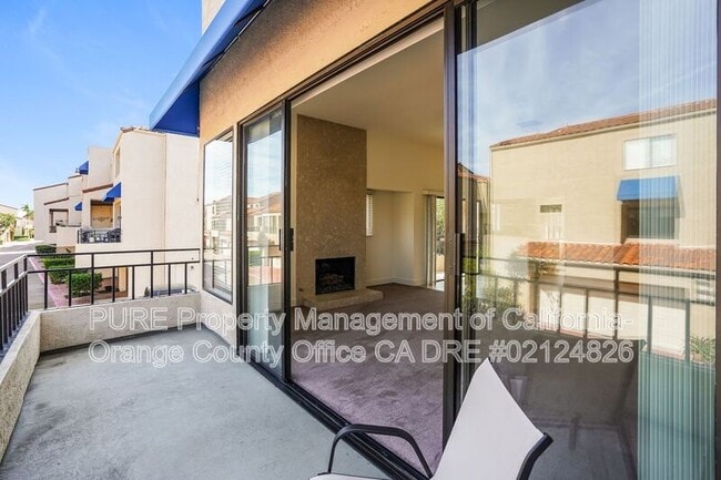 Building Photo - 3221 Francois Dr