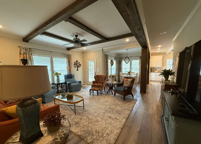 Building Photo - 123 Pete Mann Rd