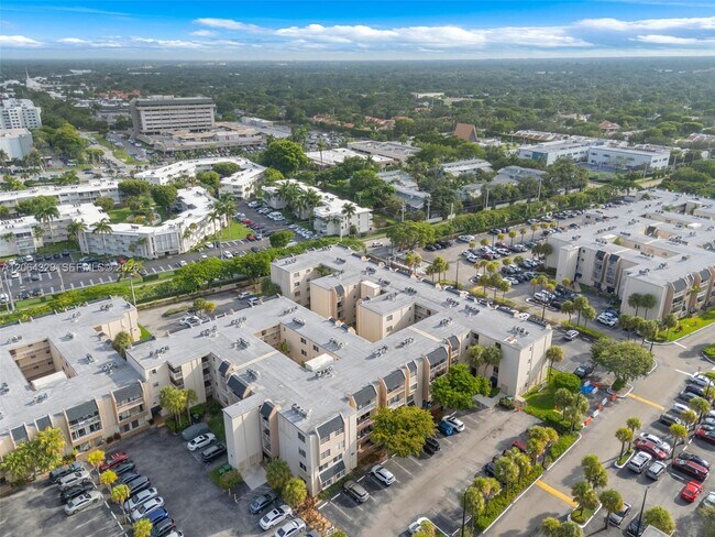 Building Photo - 7745 SW 86th St