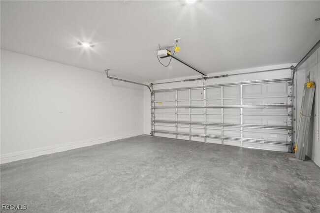 Building Photo - 17633 Paradiso Wy