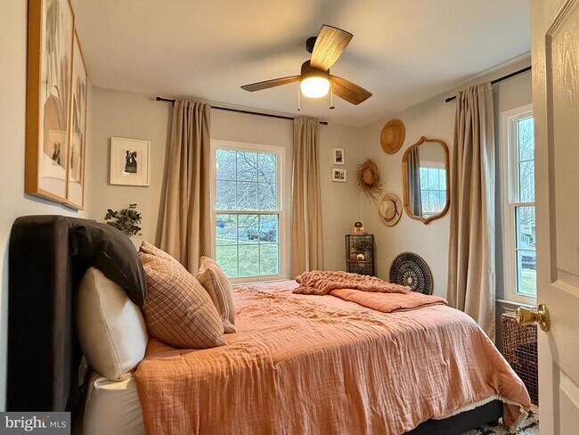 Building Photo - 602 Hamilton St