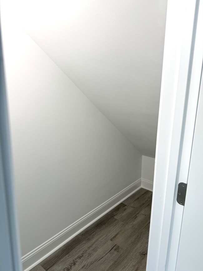 Building Photo - 1 Melissa Ln