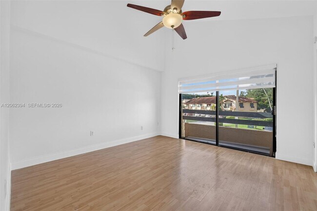 Building Photo - 10206 SW 77th Ct