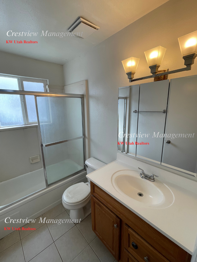 Building Photo - 4403 S 4000 W