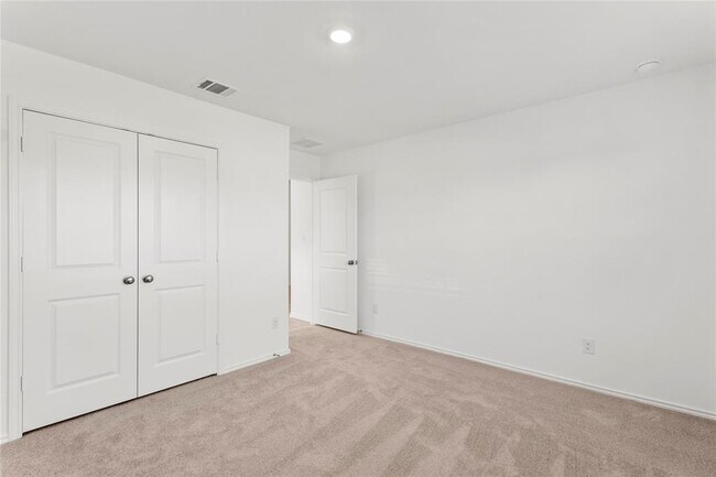 Building Photo - 144 Sky Meadows Cir