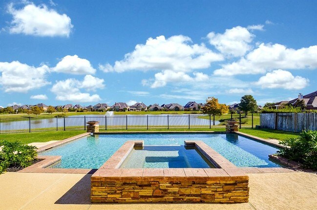 Building Photo - 2703 Bonnie Bray Dr