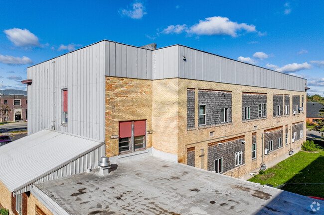 Former School Conversion - Park Avenue Apartments