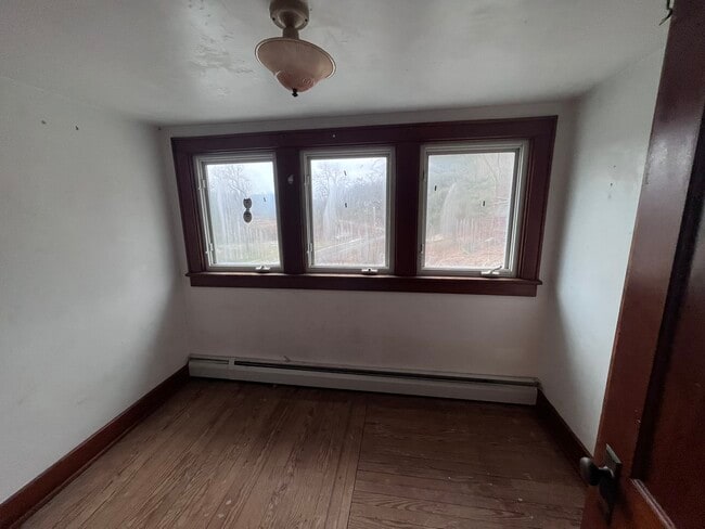 Building Photo - 1515 House