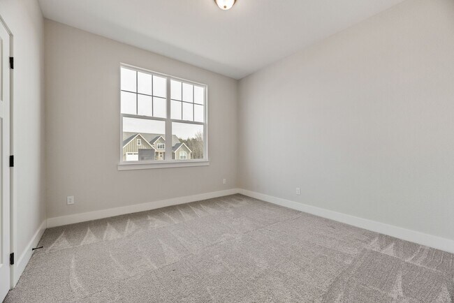 Building Photo - Lovely Custom Home in Beautiful Nevada!