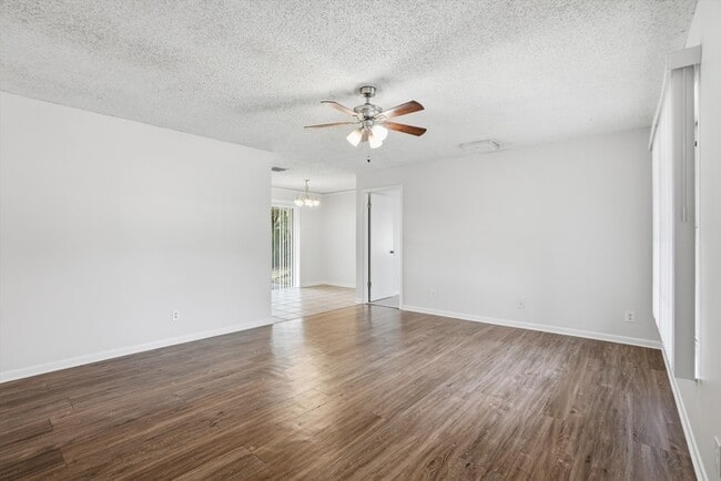 Building Photo - 8362 Kipling Ct