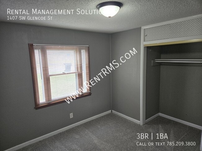 Building Photo - 1407 SW Glencoe St