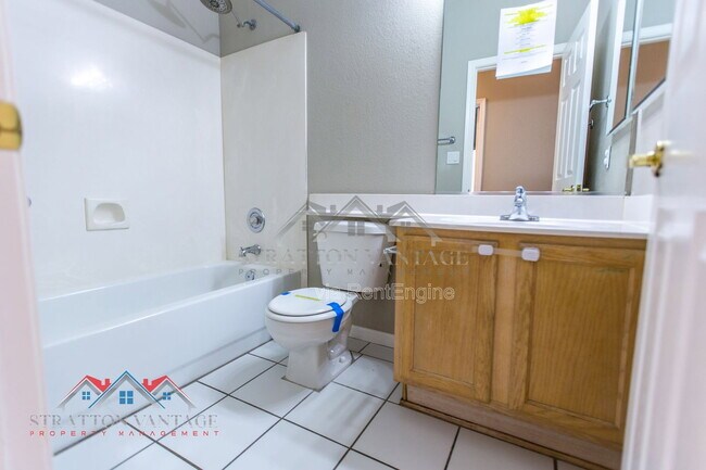 Building Photo - 1891 E Brentrup Dr