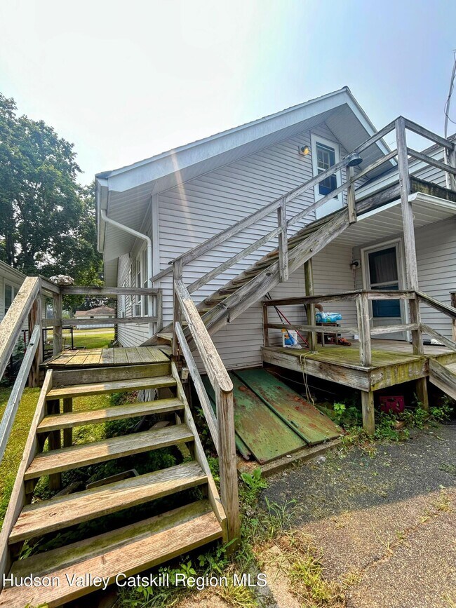 Building Photo - 145 NY-23
