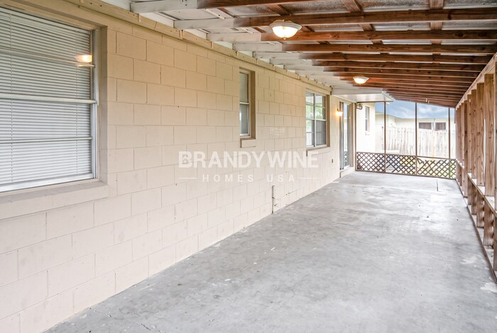 Building Photo - 6433 Sardina Blvd