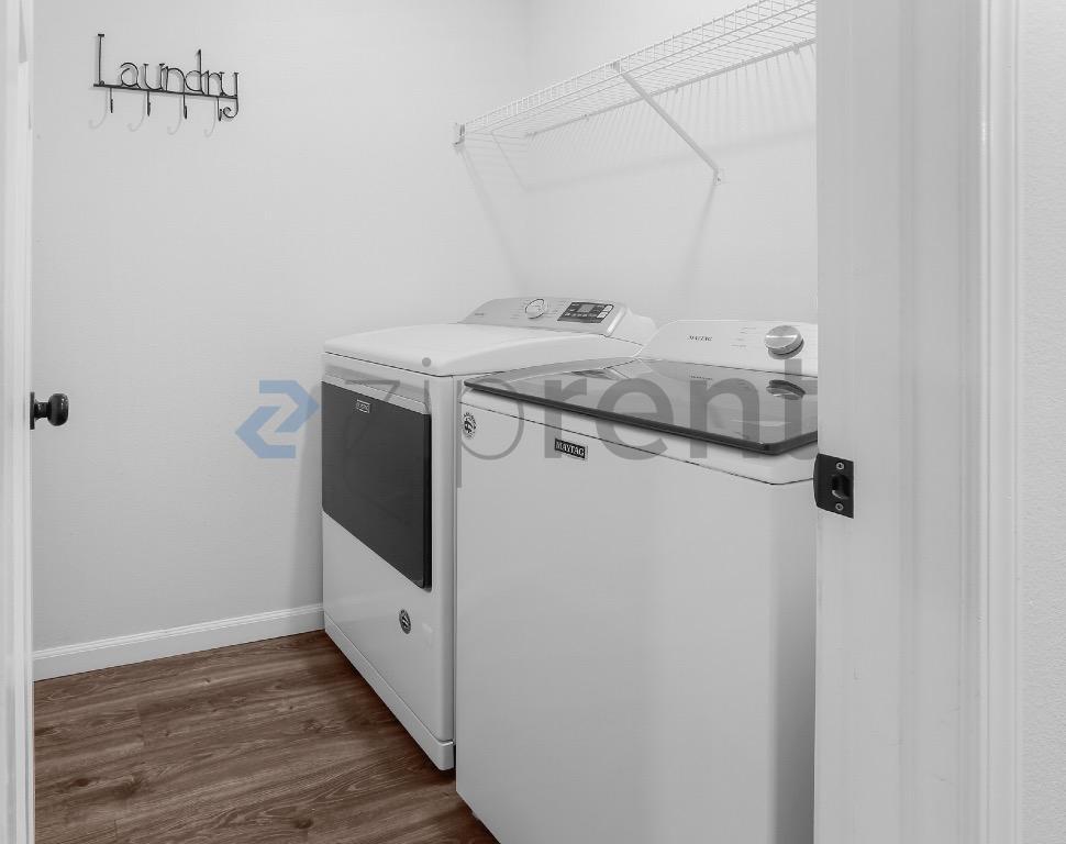 Building Photo - Unit