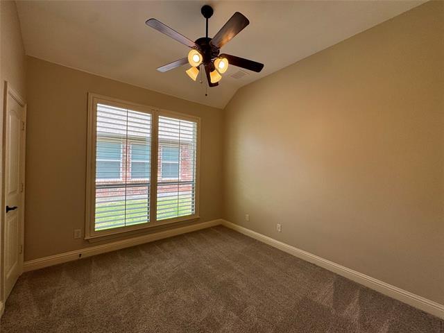 Building Photo - 1604 Medina Ln