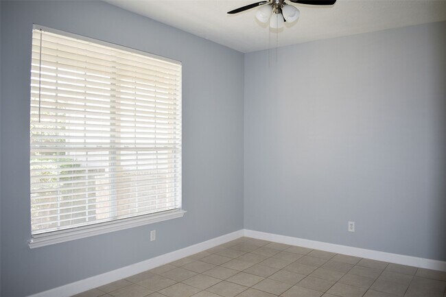 Building Photo - 1006 Addison Park Ln