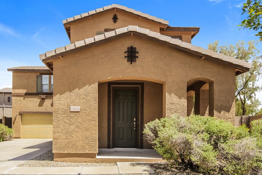 Primary Photo - 18514 W Udall Dr