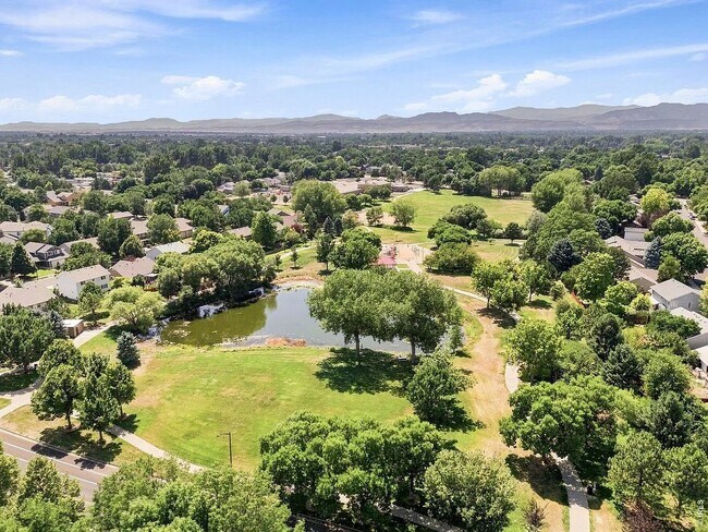 Building Photo - 2431 Sunstone Dr