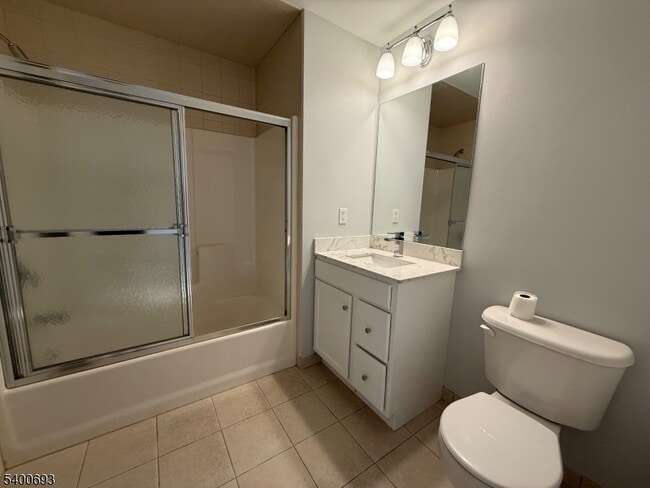 Building Photo - 53 Division Ave