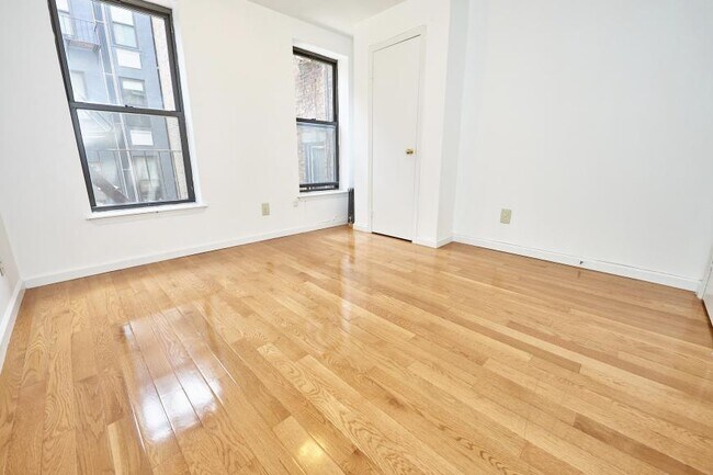 Building Photo - 1 bedroom in New York NY 10002