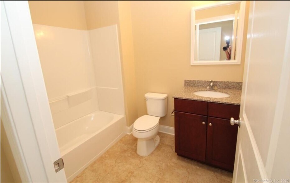 Building Photo - 1 Sherwood St