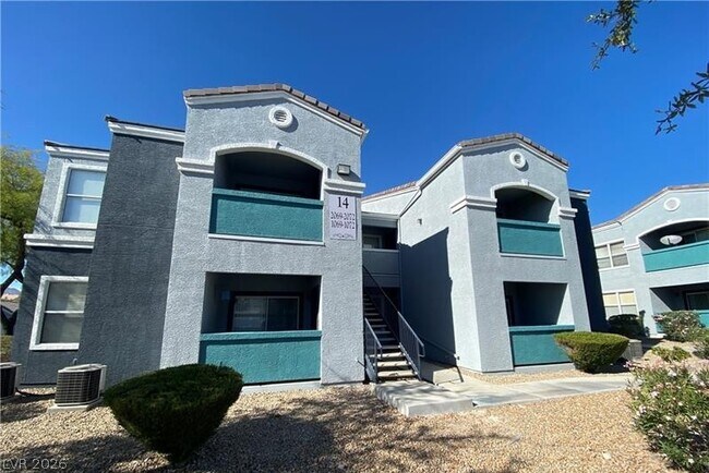 Building Photo - 6955 N Durango Dr