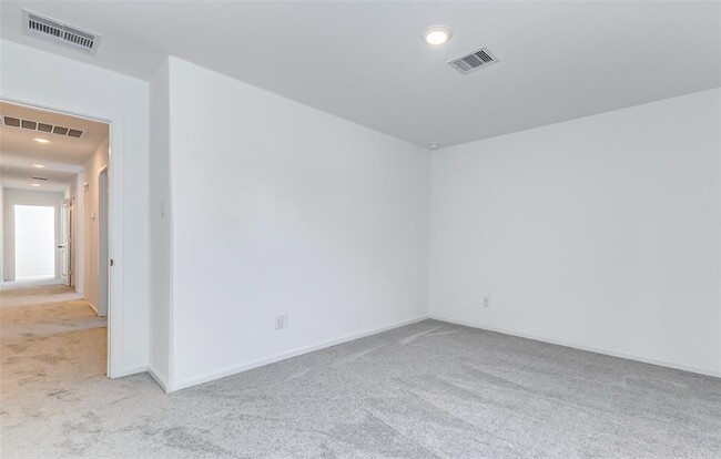 Building Photo - 21555 Carosella Dr