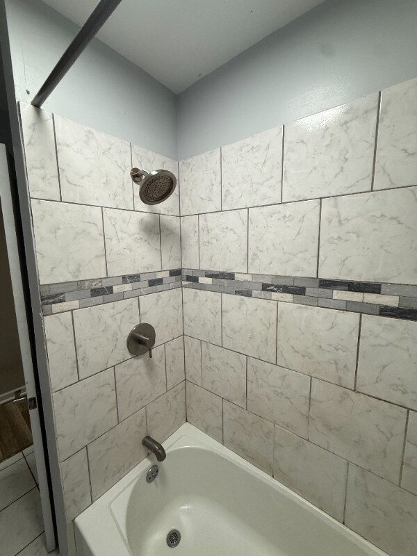 Building Photo - 1452 N 29th St