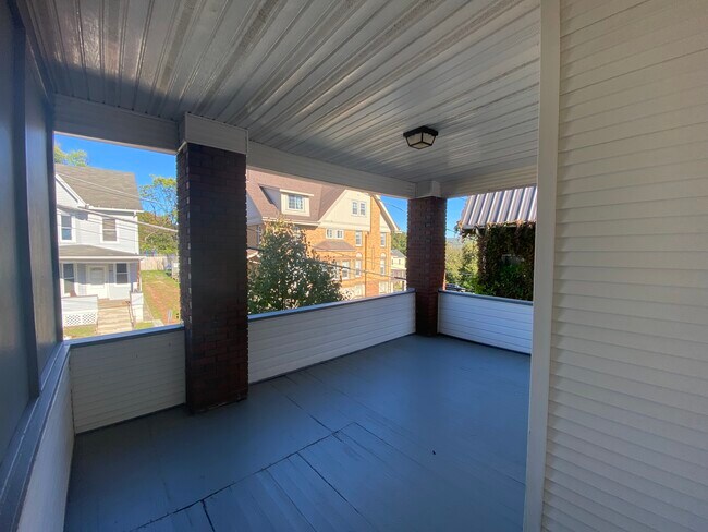 covered private porch - 1509 12th St