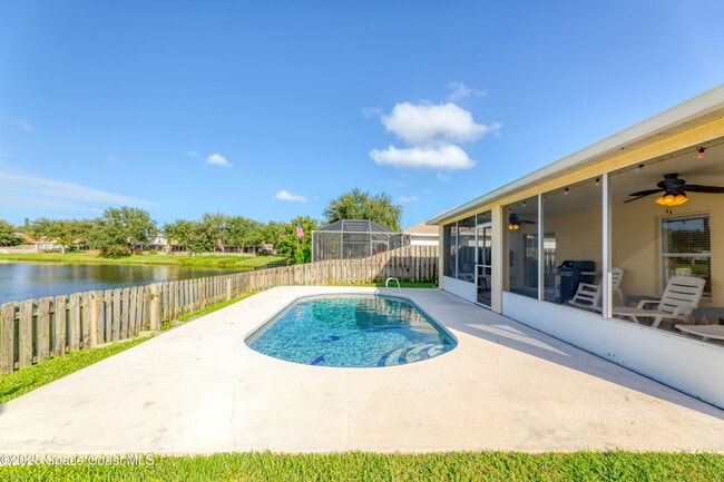 Building Photo - 4540 Bellaluna Dr