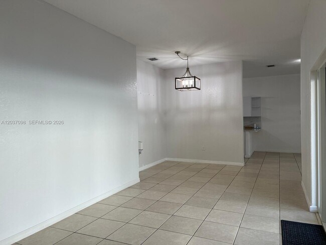 Building Photo - 6101 SW 159th Ct