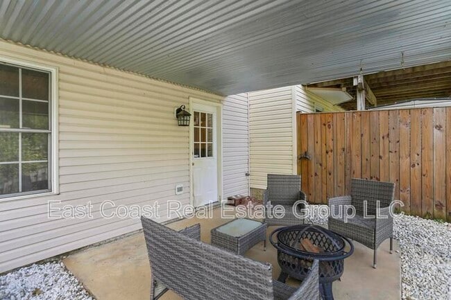 Building Photo - 200 Mountain Terrace