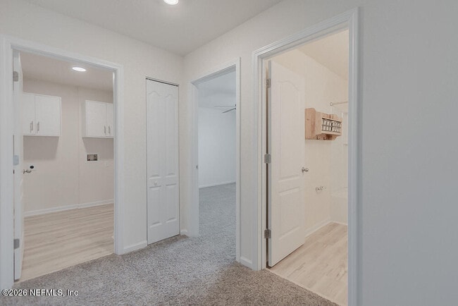 Building Photo - 2223 Willow Springs Dr