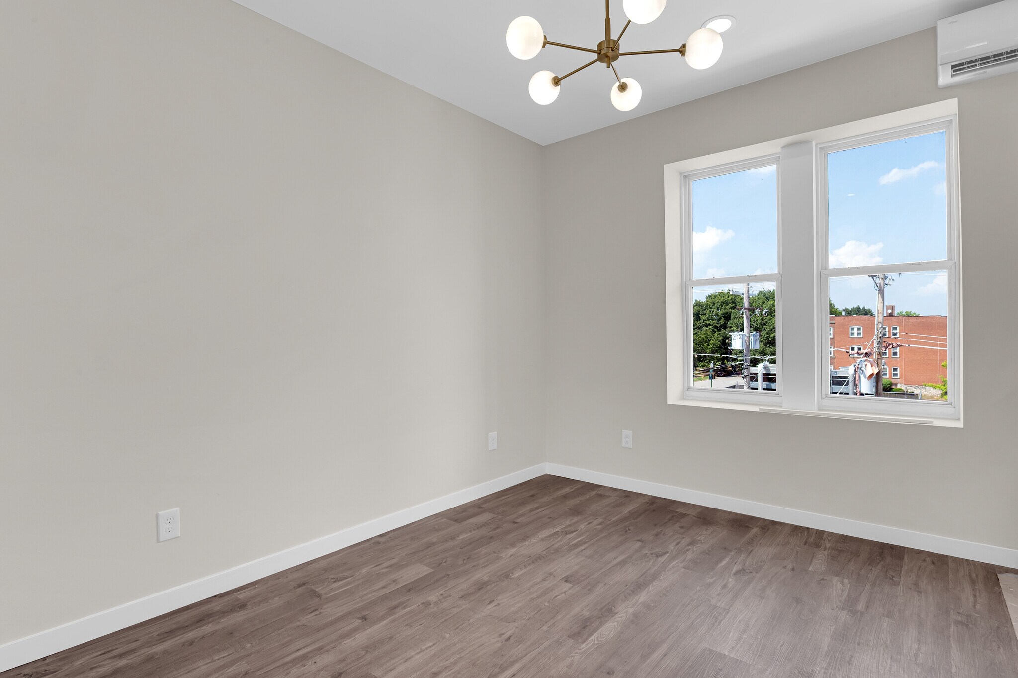 Building Photo - 6309 Delmar Blvd