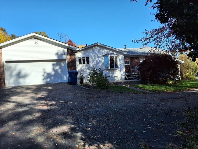 Building Photo - 813 Mohave Ct