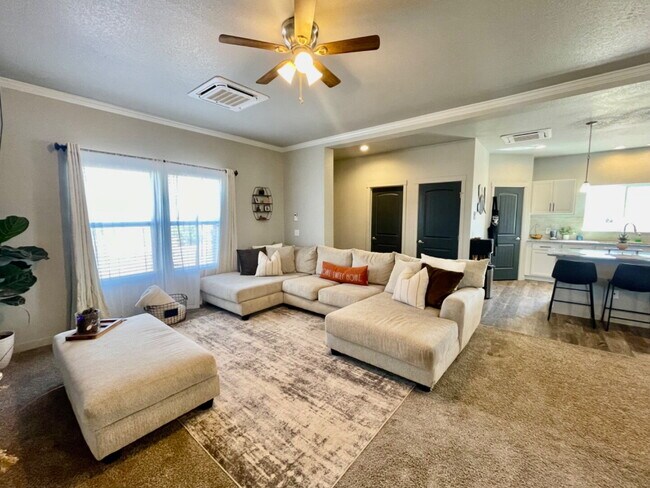 Building Photo - Stunning 3-Bed Ranch with 3-Car Garage & RV Parking in Pueblo West