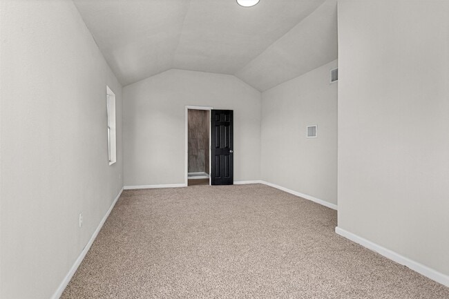 Building Photo - 15225 Woodforest Blvd