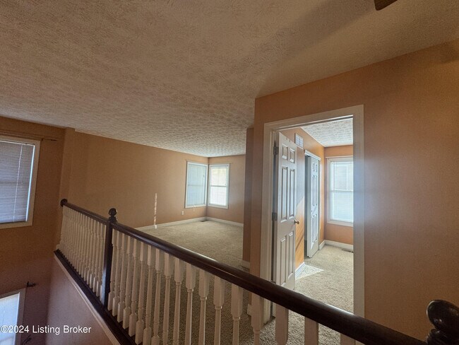 Building Photo - 14226 Academy Ridge Blvd