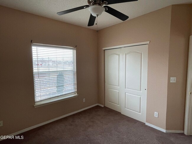 Building Photo - 452 Emerald Pass Ave