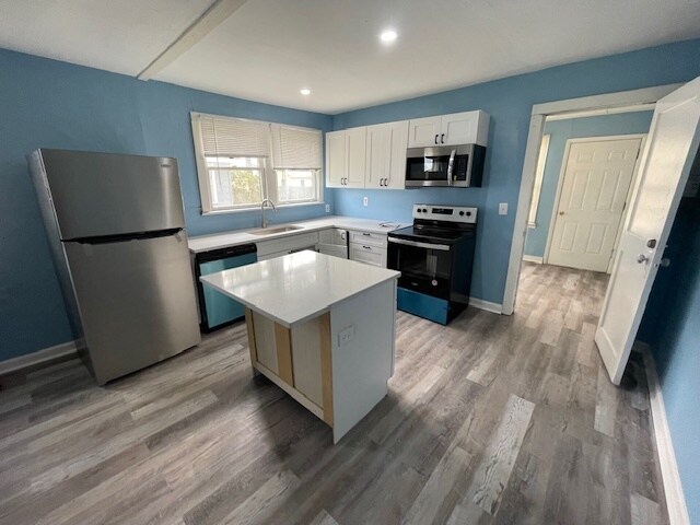 Building Photo - 250 Vernis Ave