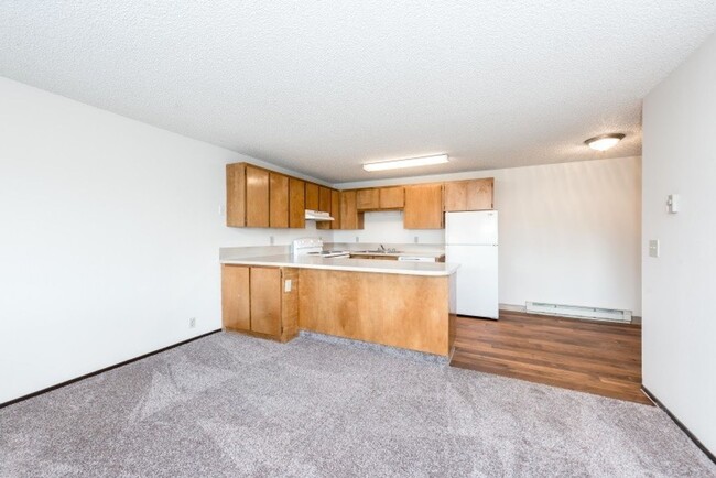 Interior Photo - Large One Bedroom Close to Vancouver Mall